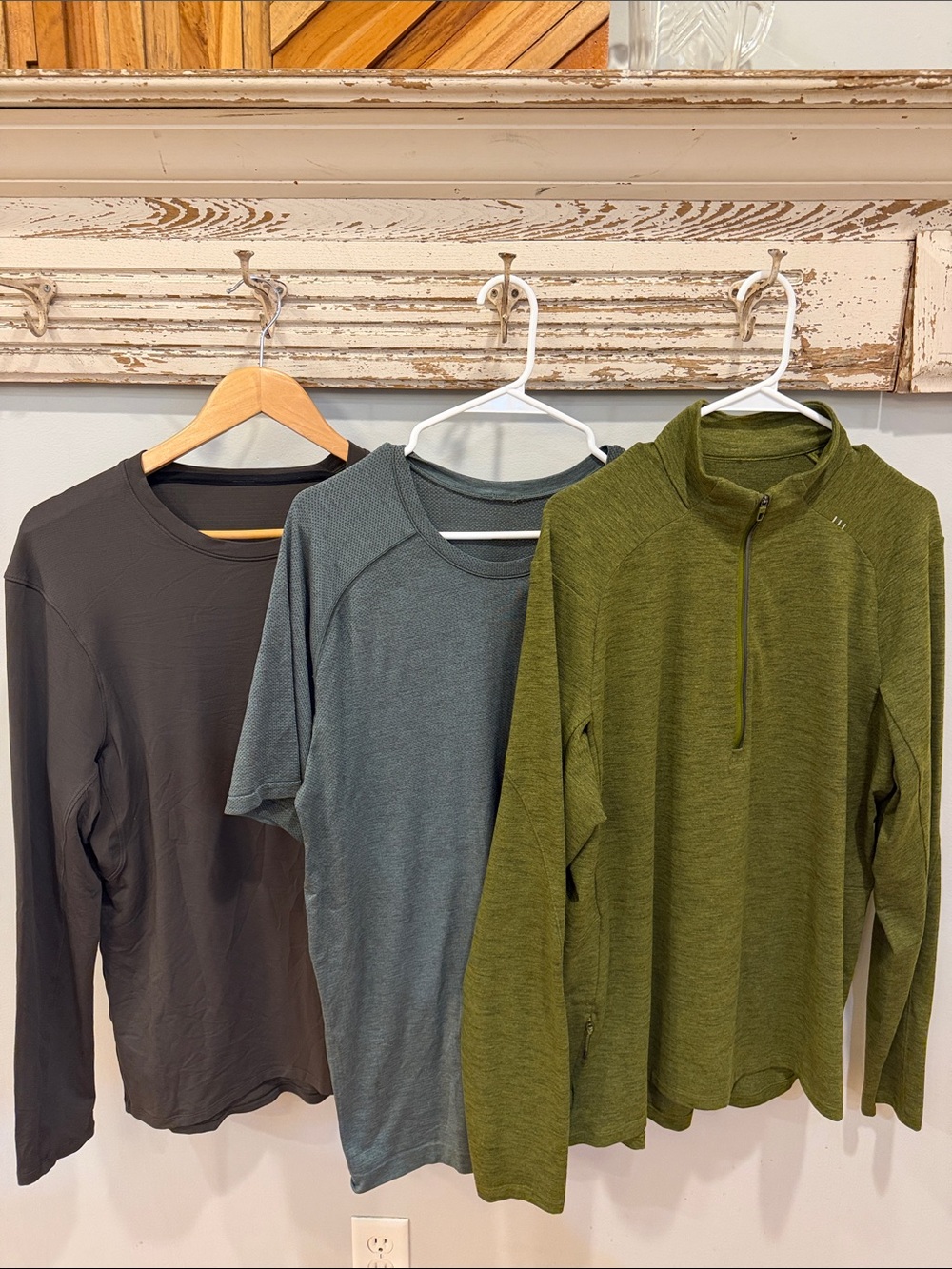 Lululemon Men's Performance 2 Long Sleeve & Short Sleeve Shirts Size L/XL